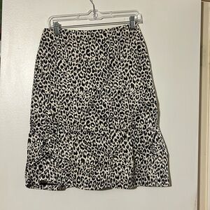 Elegantissimo tan/gray/black animal print skirt. Fully lined hidden back zip